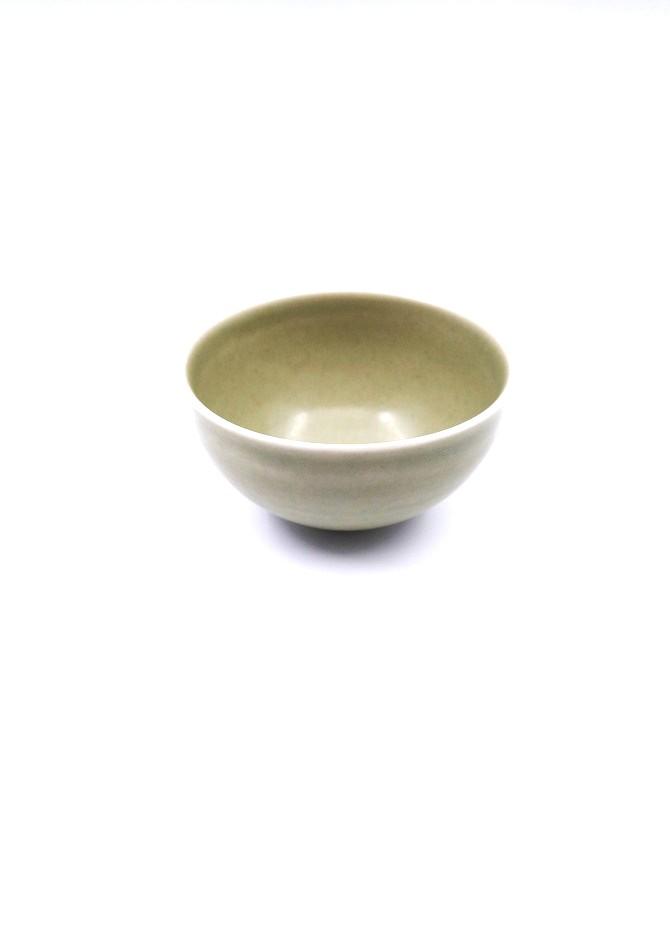 S: Tee Tasse rund seiji