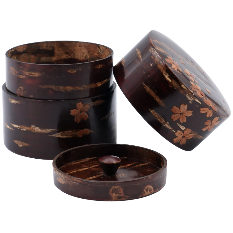 Full-bark tea caddy, Brizzard of cherry blossoms,