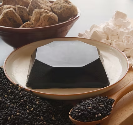 Sesam *Tofu* black with Sauce - 2